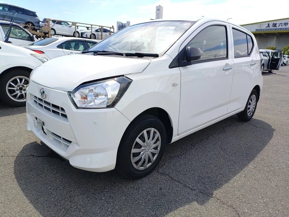 Daihatsu Mira e:S LA350S 2021